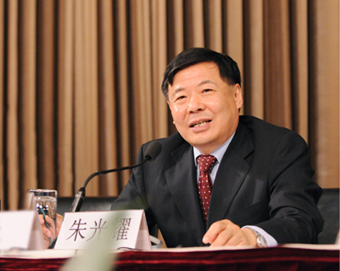 中国财政部副部长朱光耀-2011陆家嘴论坛
